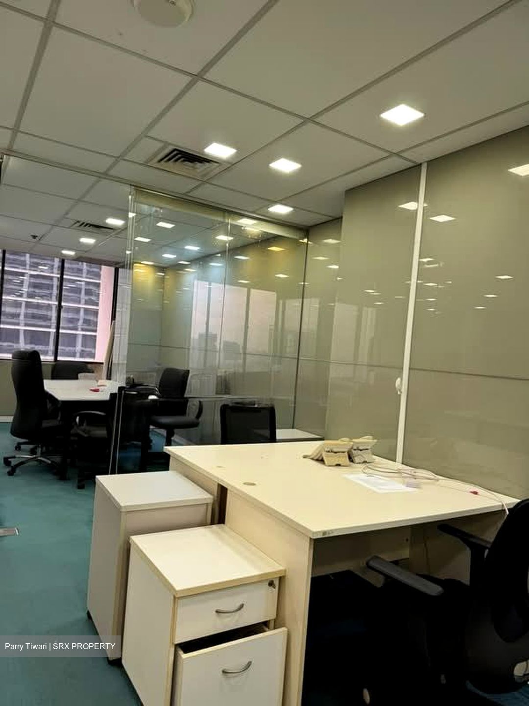 International Plaza (D2), Office #570954191